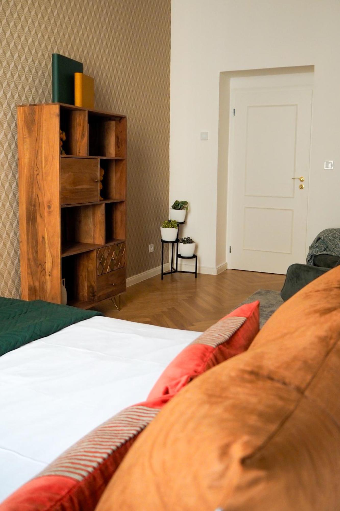 Rasinovo Nabrezi - Riverside Apartahotel 4*