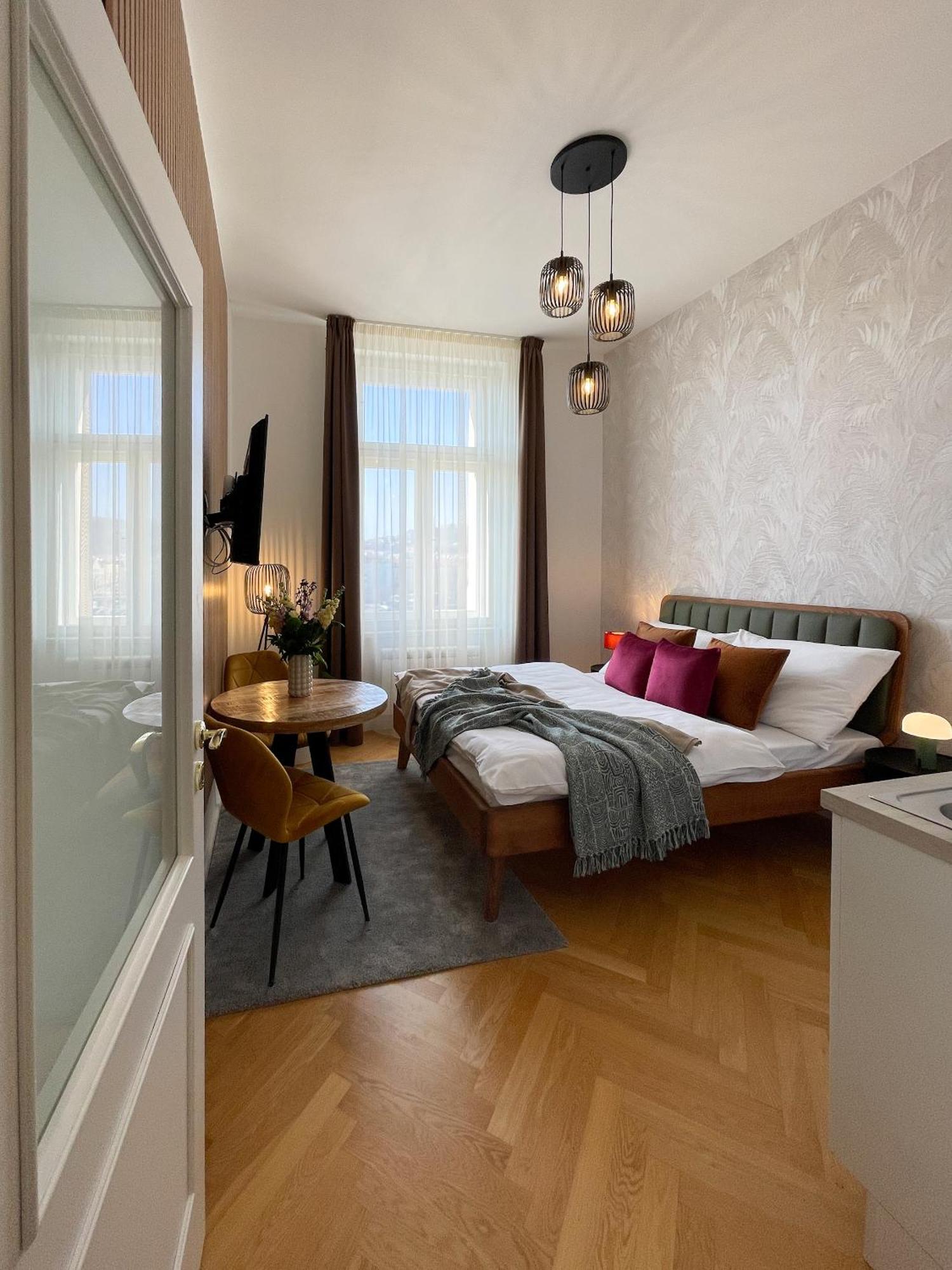 Rasinovo Nabrezi - Riverside Apartahotel 4*
