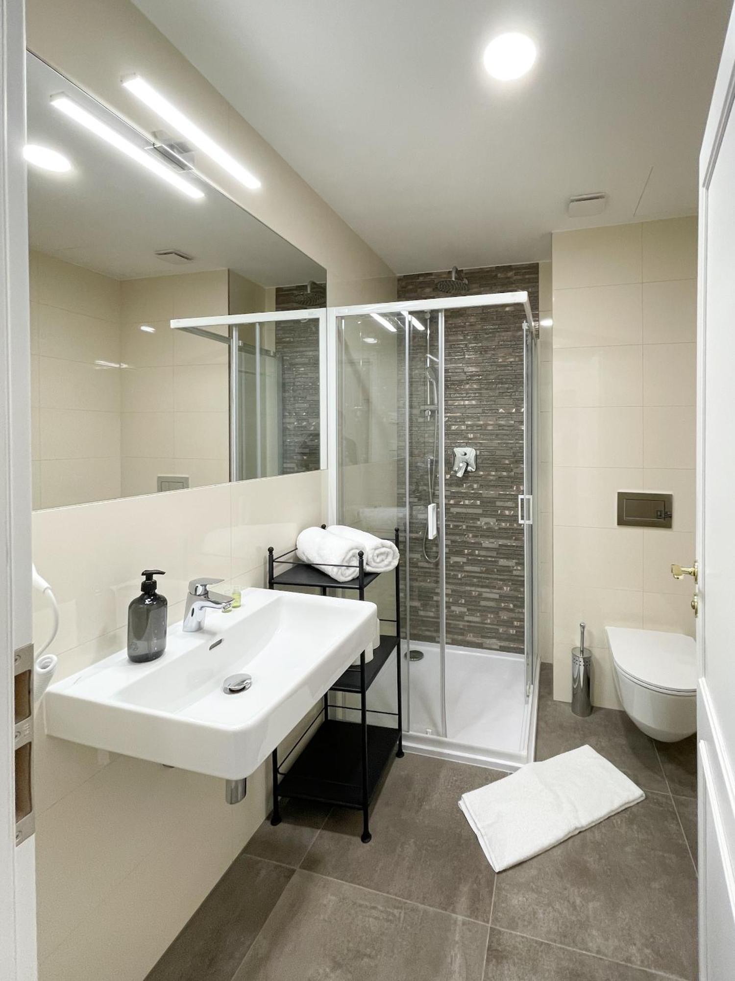 Rasinovo Nabrezi - Riverside Apartahotel 4*