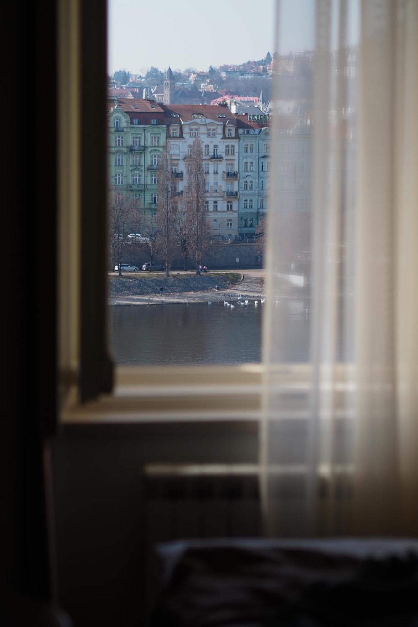 Rasinovo Nabrezi - Riverside Aparthotel Praha